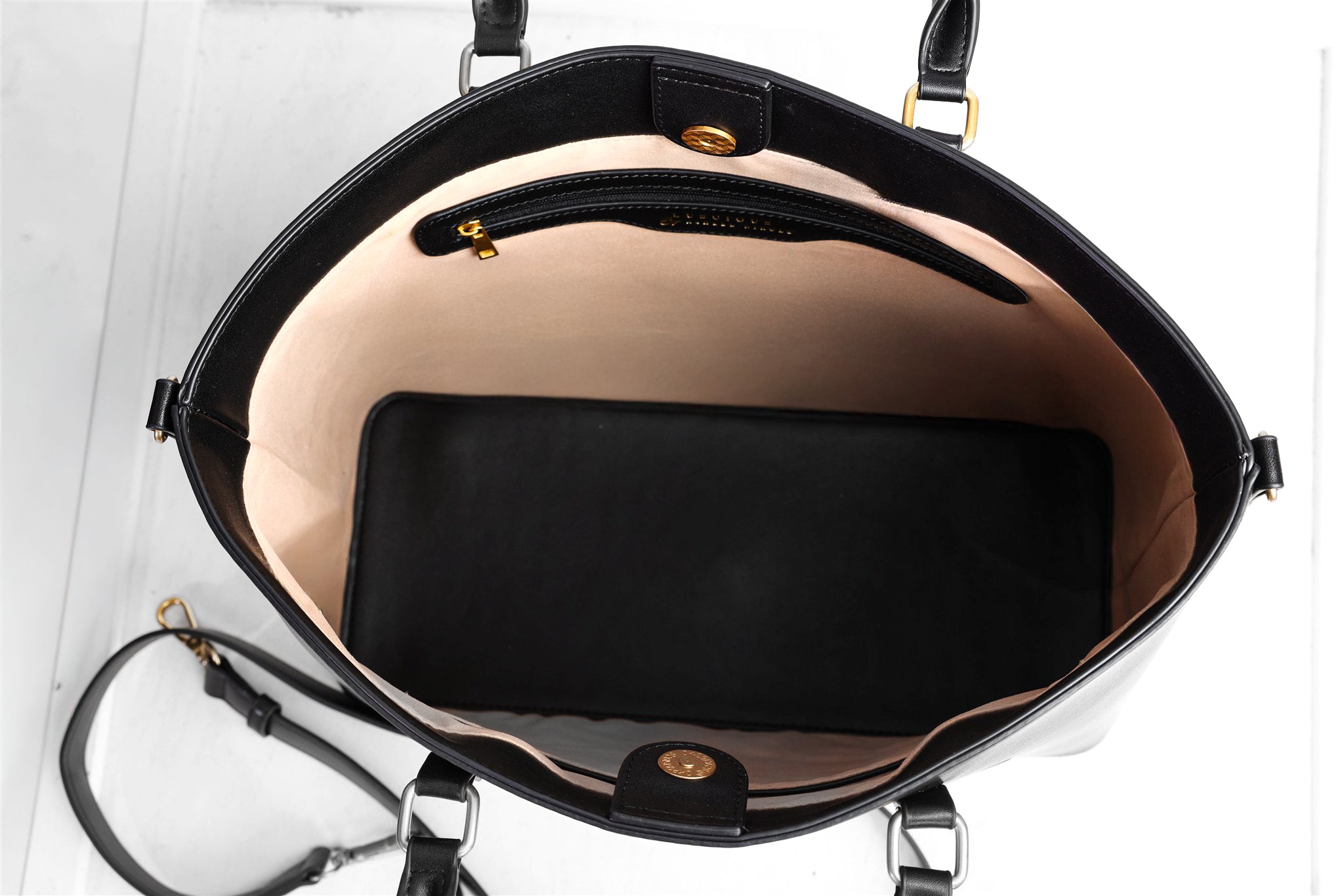 THE LUSCIOUS LUXE TOTE