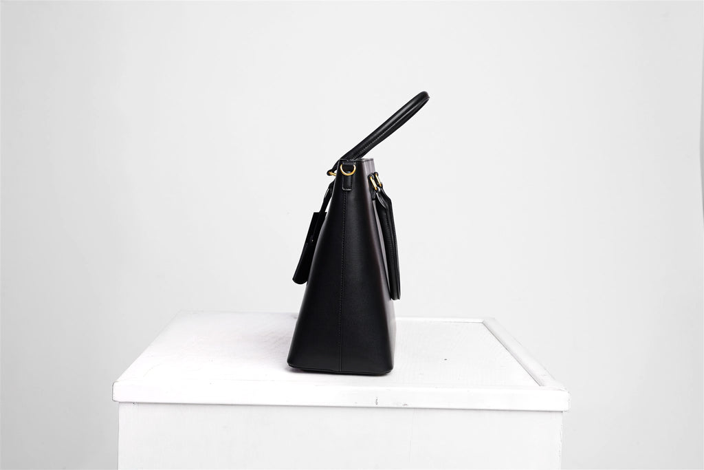 THE LUSCIOUS LUXE TOTE